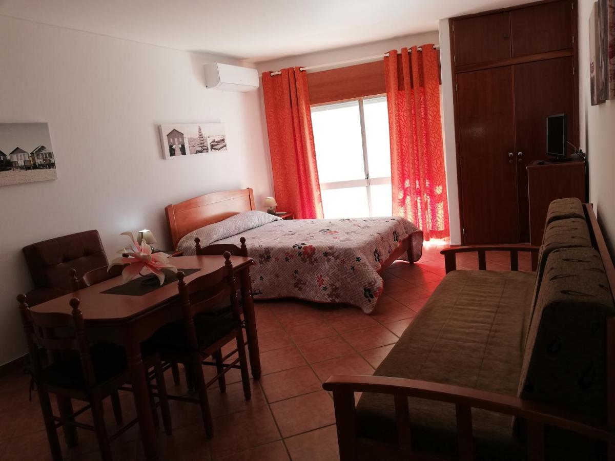 Apartamentos Arcada Quarteira Exterior photo